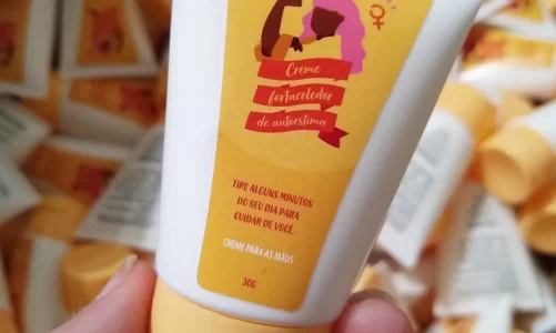 Creme para Mãos Personalizado: O brinde especial para mulheres